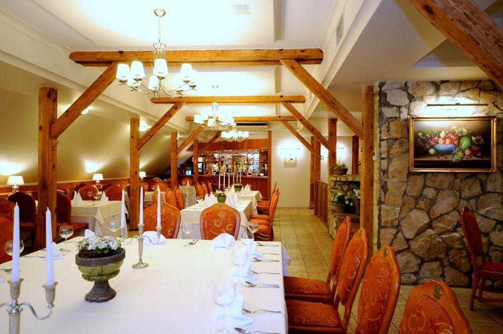 Hotel Rebajlo Piła Εξωτερικό φωτογραφία