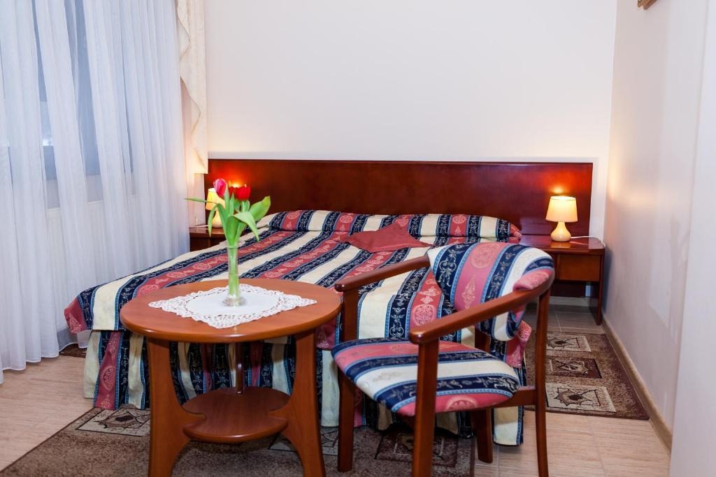 Hotel Rebajlo Piła Δωμάτιο φωτογραφία