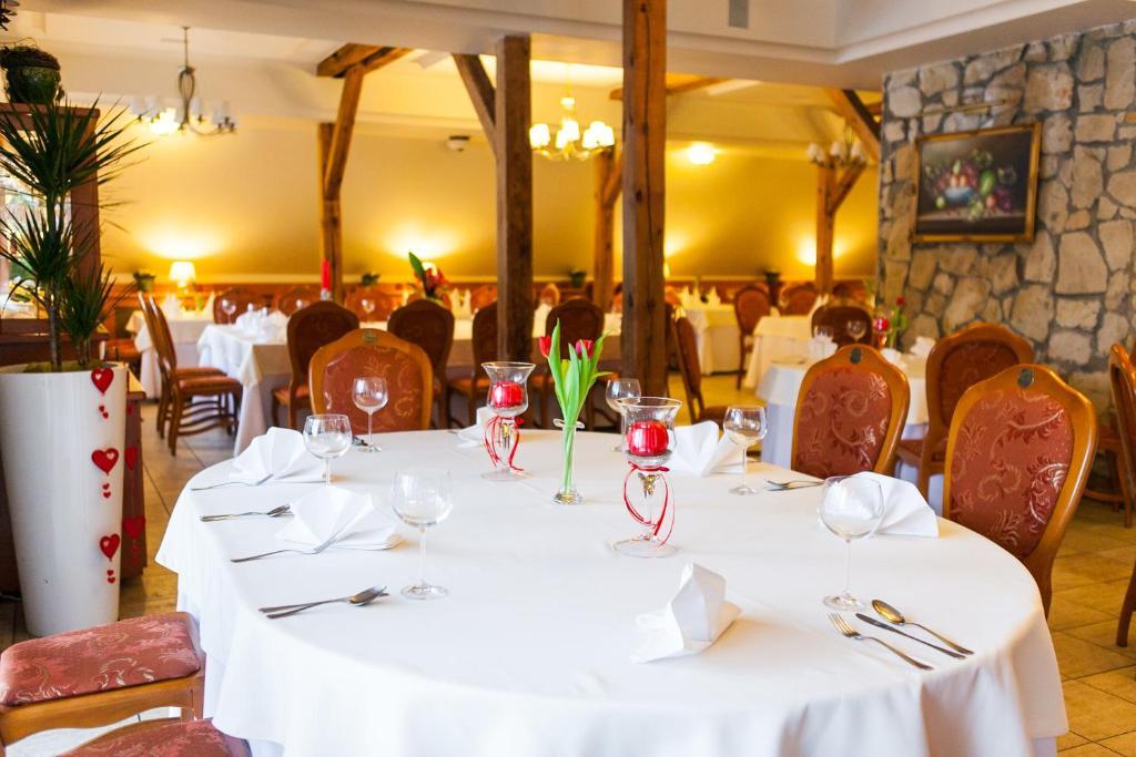 Hotel Rebajlo Piła Εξωτερικό φωτογραφία